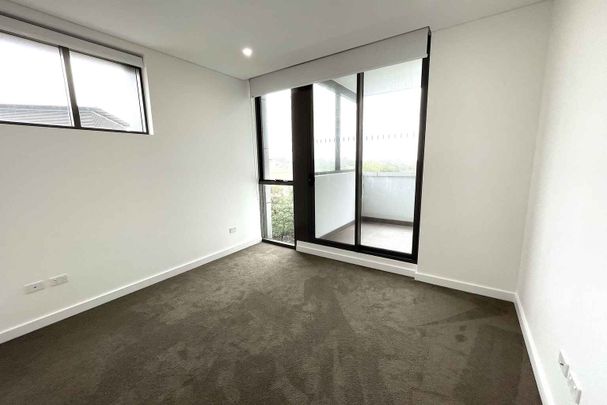 Castle Hill - Photo 1