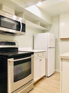 For Lease - 3 Victor Avenue Unit# Lower, Toronto, Ontario - Photo 5