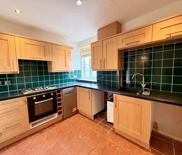 Colesbourne Road, Portsmouth - Photo 4