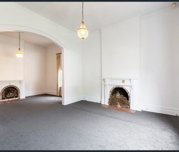 Glorious on Gisborne - Photo 3