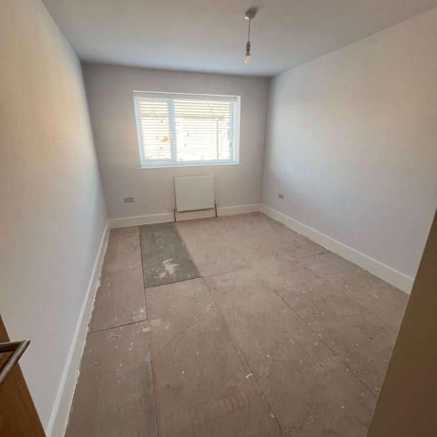 Eccles, M30 - Photo 1