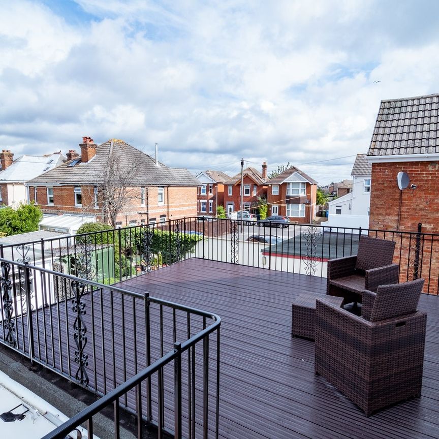 1 bedroom room to rent Constitution Hill Road, Parkstone, BH14 - Photo 1