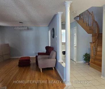 23 BOOTH CRESCENT - Photo 6