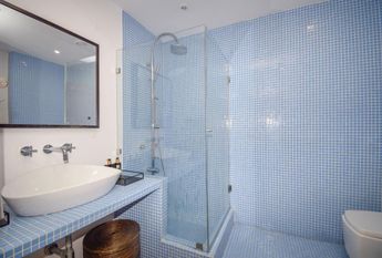 2 Bedroom House with a terrace, Paço de Arcos, Oeiras