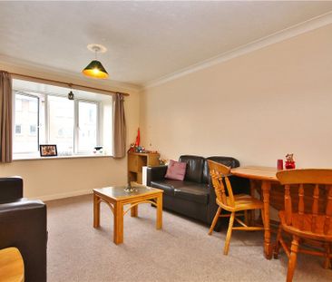 Romana Court, Sidney Road, Staines-upon-Thames, Surrey, TW18 4QJ - Photo 1