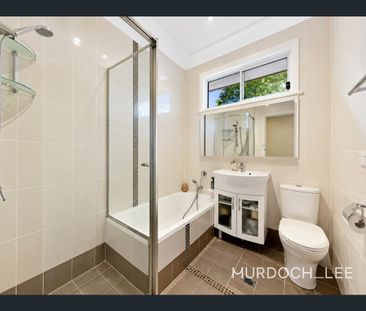 3 Bedroom House Walking Distance to Castle Hill Metro - Photo 4