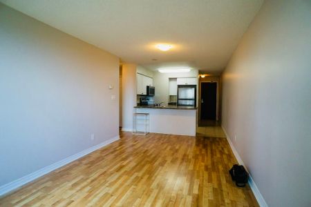 For Lease - 335 Rathburn Road Unit# 617, Mississauga, Ontario - Photo 3
