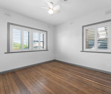 Spacious Family Home. - Photo 2