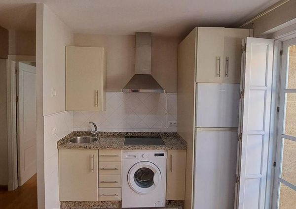 AQLUILER ANUAL /PRECIOSO APARTAMENTO EN ZONA INMEJORABLE DEL CENTRO.