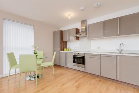 2 bedroom apartment to rent - Photo 4