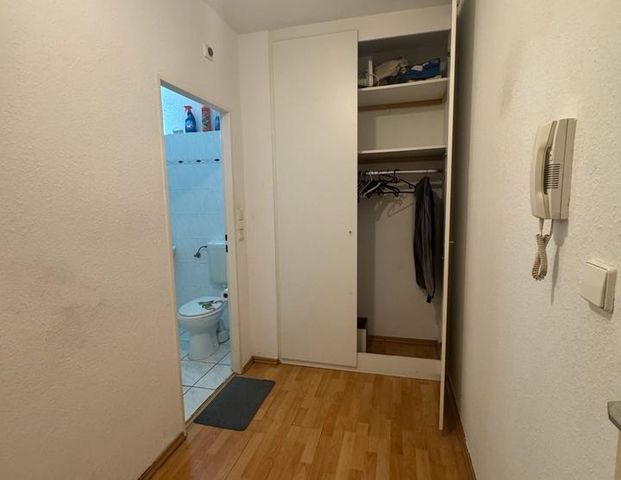 1,5 Zimmer-Wohnung mit Balkon in Tempelhof-Schöneberg - Foto 1