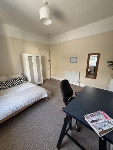 7 bedroom terraced house to rent - Photo 5