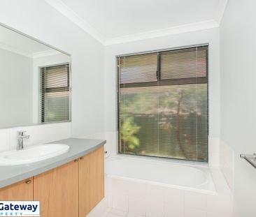 79 Beenyup Road, ATWELL WA 6164 - Photo 6