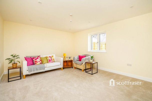 3 bedroom detached house to rent - Photo 1