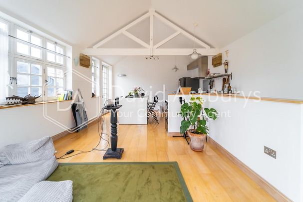 2 bedroom penthouse to rent - Photo 1