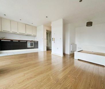 Studio to rent - Photo 3