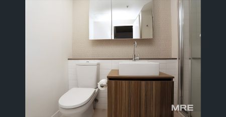 Convenient city living apartment - Photo 2