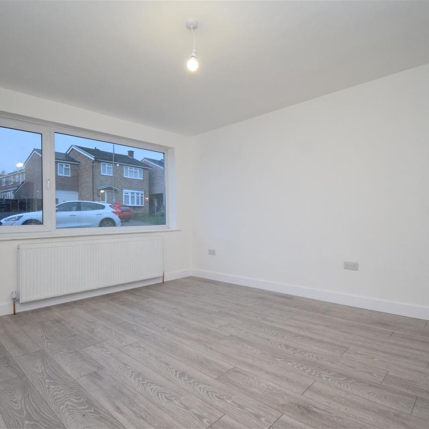 Longlands Road, Ossett - Photo 1