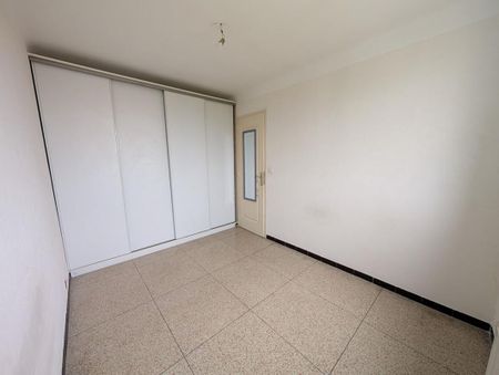 Location Appartement 2 pièces 40m² SALON DE PROVENCE 13300 - Photo 3