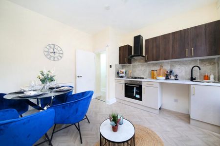 2 bedroom flat to rent - Photo 5