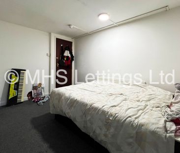 Basement Flat, 12 Regent Park Avenue, Leeds, LS6 2AU - Photo 2