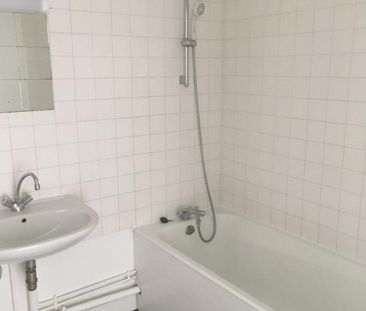 Location Appartement 2 pièces 40m² ST MEDARD EN JALLES 33160 - Photo 4