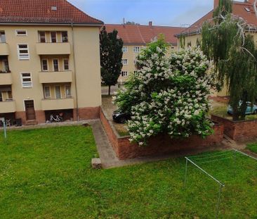 Helle 2-Raum-Wohnung mit Balkon! - Foto 3