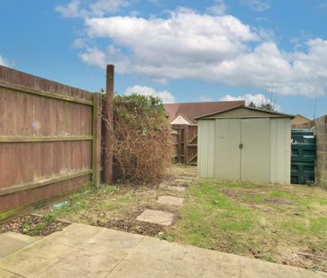 3 bedroom semi-detached house to rent - Photo 2