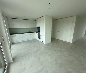 Erstbezug 2026 - Exklusive 3.5-Zimmer-Attikawohnung mit zwei Terrassen - Photo 3