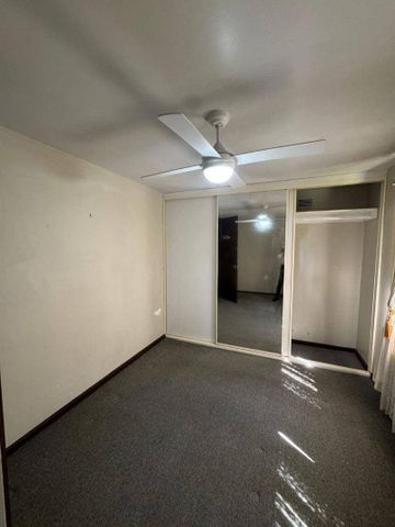 3 Bedroom, 1 Bathroom, 1 Extra Toilet - Photo 4