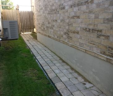 For Lease - 27 Thrushwood (Lower) Drive Unit# Lower Level, Barrie, ... - Photo 3