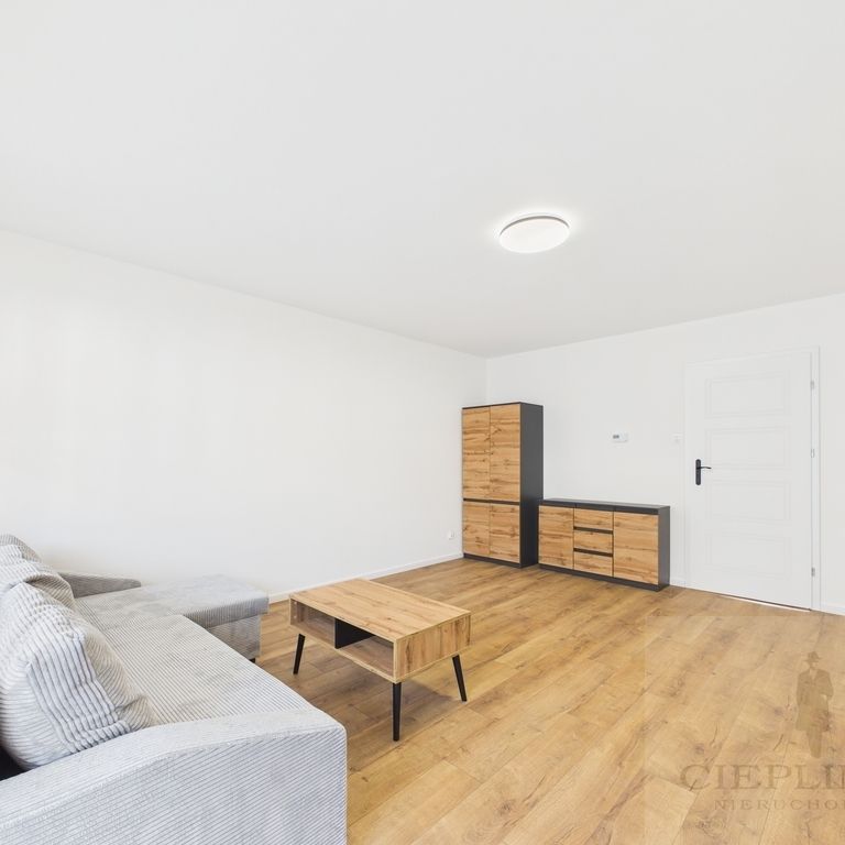 2 pokoje na os. Majowym w budynku z cegły - Фото 1