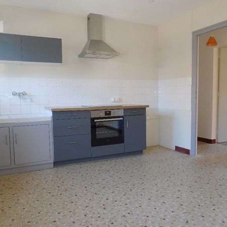 Location Appartement 4 pièces 73m² - Photo 3