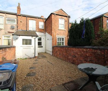 2 bedroom terraced house to rent - Photo 2