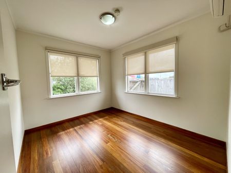 Unit 1, 5 Ti Rakau Drive, Pakuranga, Auckland - Photo 3