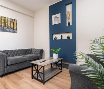 4 Bed Terraced House, Edinburgh Road, L7 - Photo 3