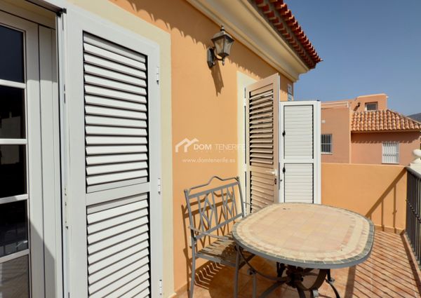 Chalet pareado · Alquiler a largo plazo ·