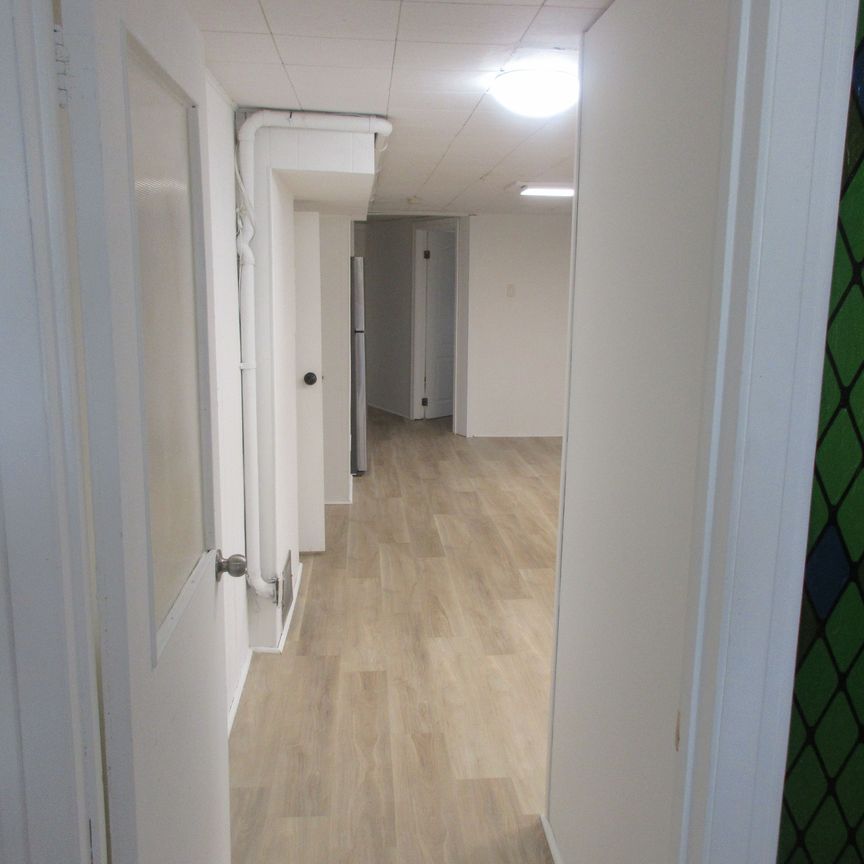 For Lease - 72 Navaho Drive, Toronto, Ontario - Photo 1
