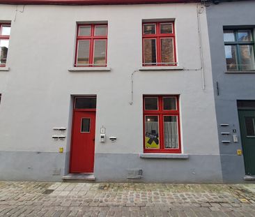 Idyllisch gelegen éénslaapkamer appartement te Brugge. - Photo 1
