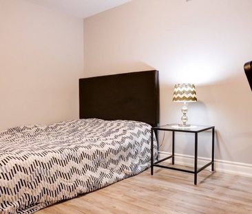 For Lease - 196 Mccaffrey Road, Newmarket, Ontario - Photo 3