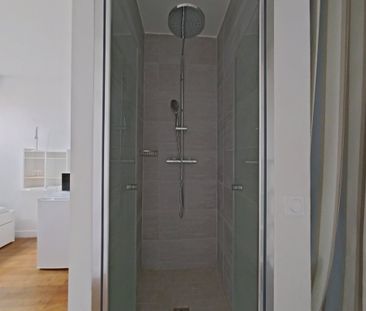STUDIO A LOUER - PARIS 7EME ARRONDISSEMENT - 10.75 m - 577 € - Photo 4