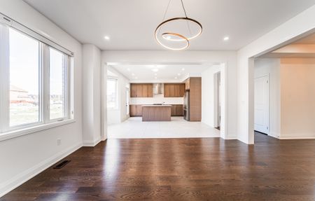 For Lease - 21 Marlene Johnston Drive, East Gwillimbury, Ontario - Photo 2