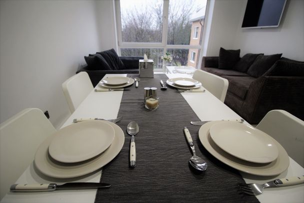Flat 79, Samara Plaza, LS2 9DU, Leeds - Photo 1