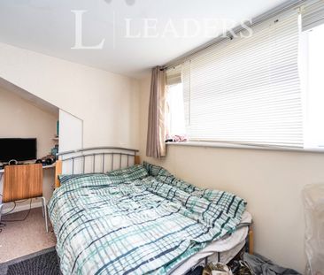 4 bedroom apartment to rent Alhambra Road, Southsea, PO4 - Photo 6