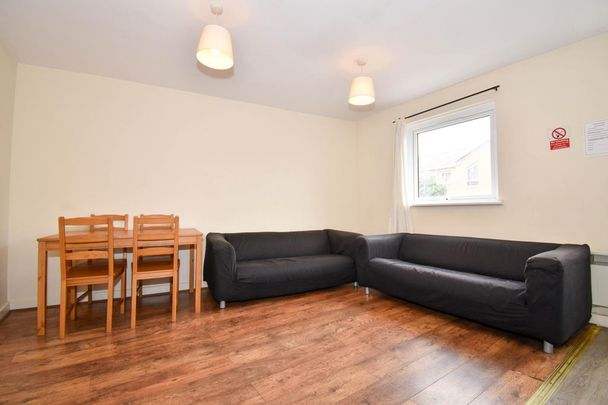 5 bedroom terraced house to rent - Photo 1