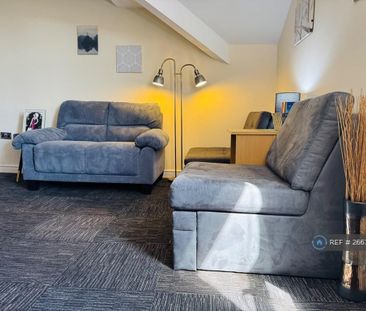 2 bedroom flat to rent - Photo 1