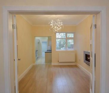 3 bedroom terraced house to rent - Photo 3