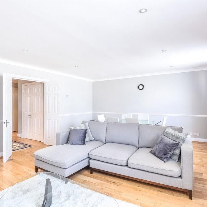 3 bedroom property to rent - Photo 1