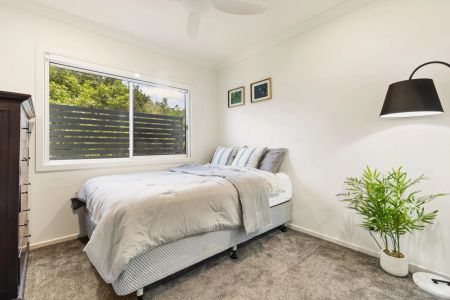 Massive 'End Position' 4-bedroom Townhouse in Everton Park - Photo 5