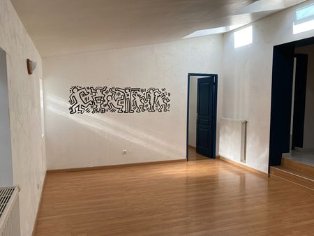 Location Appartement 4 pièces 80m² - Photo 2